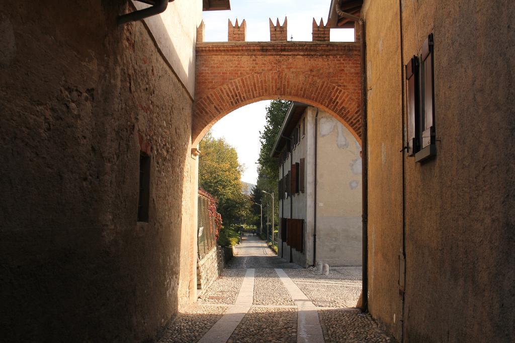 L' Antica Corte Lazzago Apartment Como Exterior photo